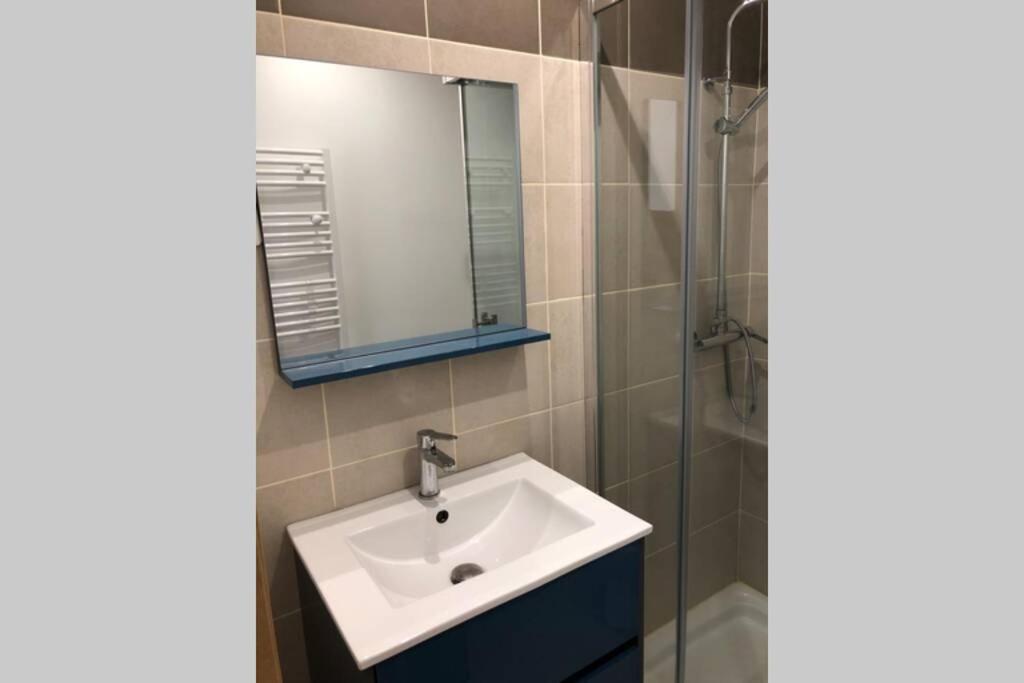 Appartement Au Calme Dans Un Espace Arbore Tourrettes-sur-Loup Exterior photo